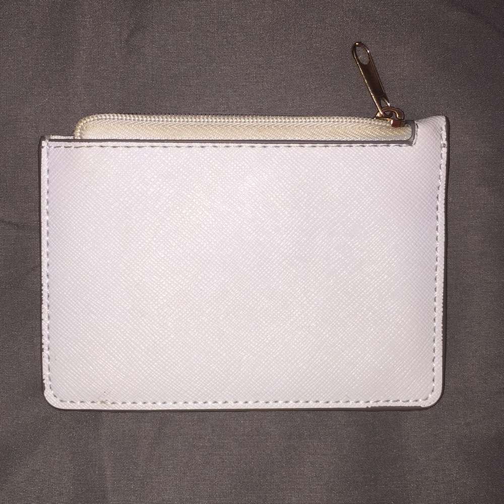 Cute small wallet 💙 - Picture 2 of 2